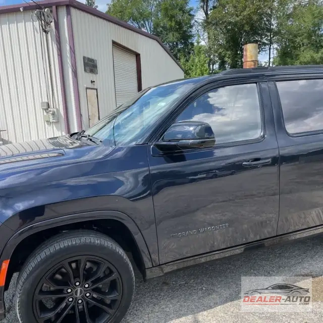 2023 Jeep Grand Wagoneer Obsidian
