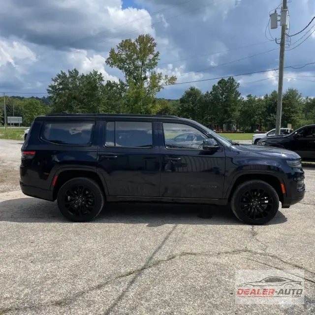 2023 Jeep Grand Wagoneer Obsidian