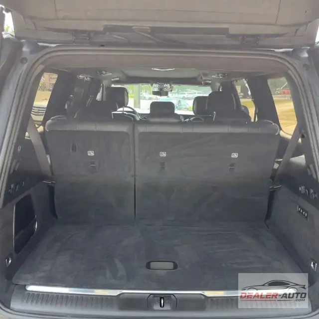 2023 Jeep Grand Wagoneer Obsidian