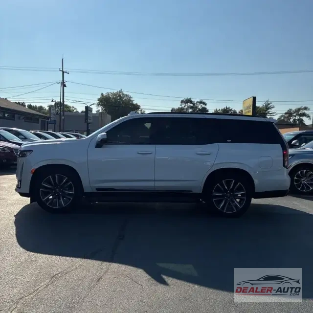 2021 Cadillac Escalade Sport