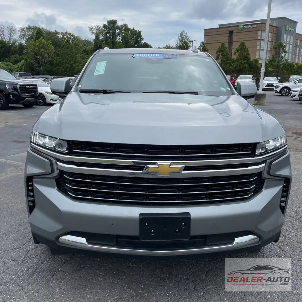 2024 Chevrolet Suburban LT