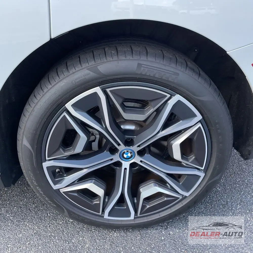 2024 BMW iX xDrive50