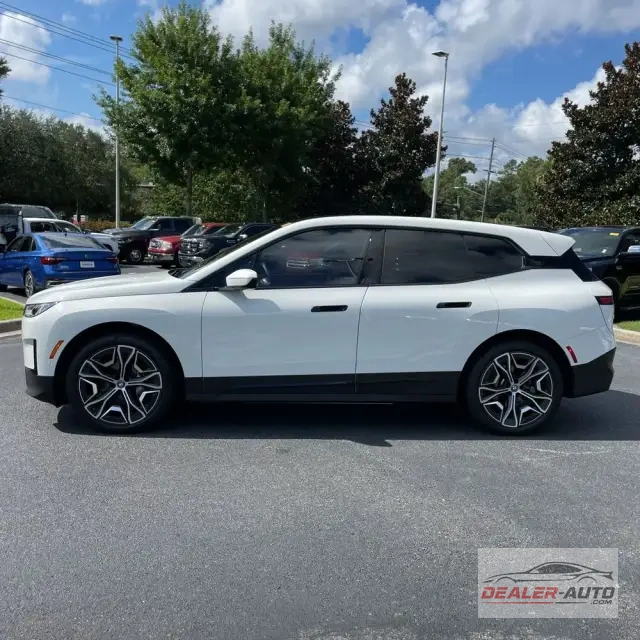 2024 BMW iX xDrive50