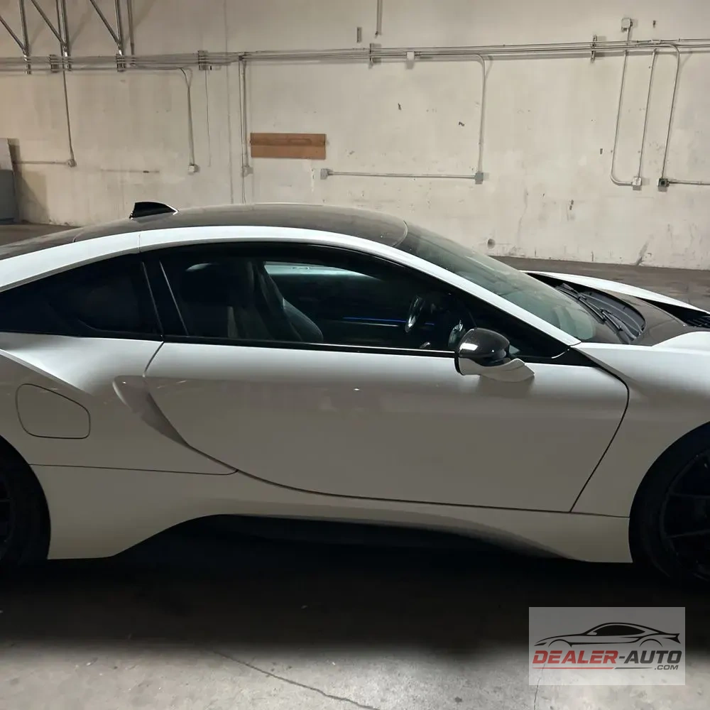 2016 BMW i8 Repossessed Unit