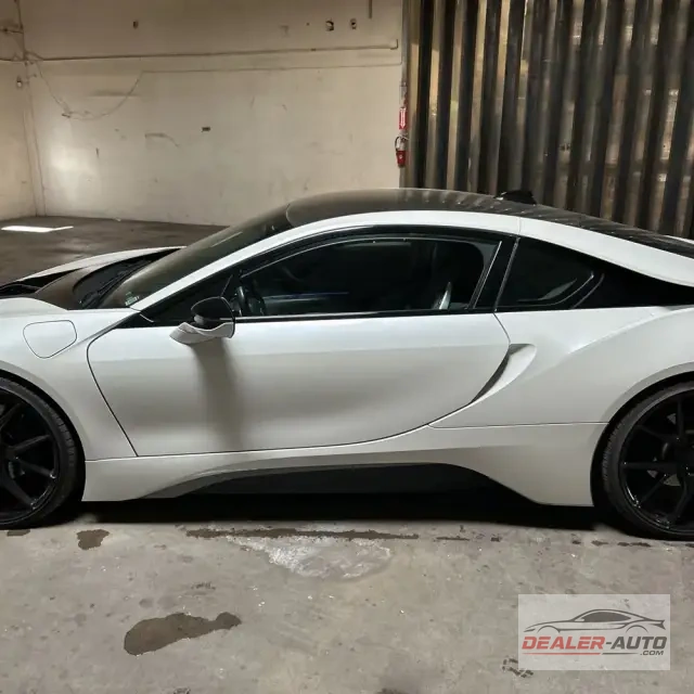 2016 BMW i8 Repossessed Unit