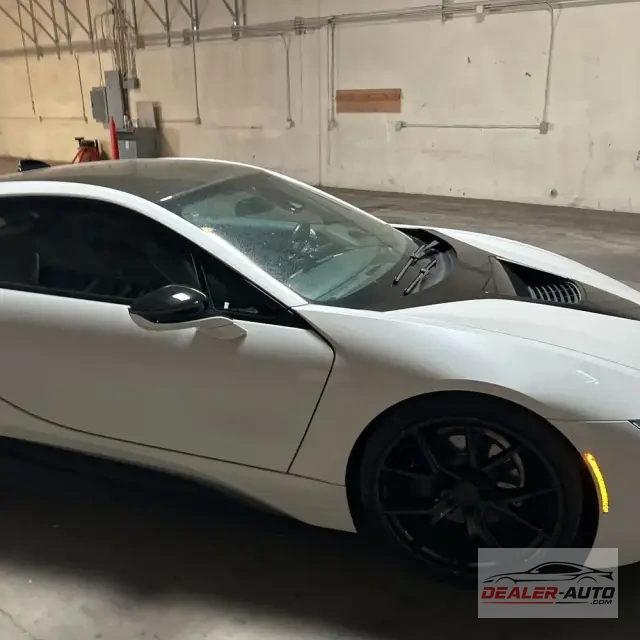 2016 BMW i8 Repossessed Unit