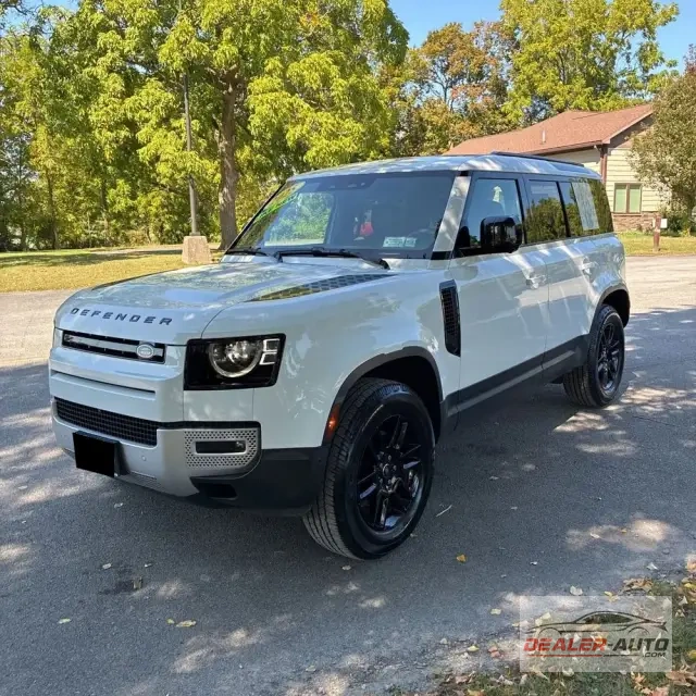 2025 Land Rover Defender 110 S P300