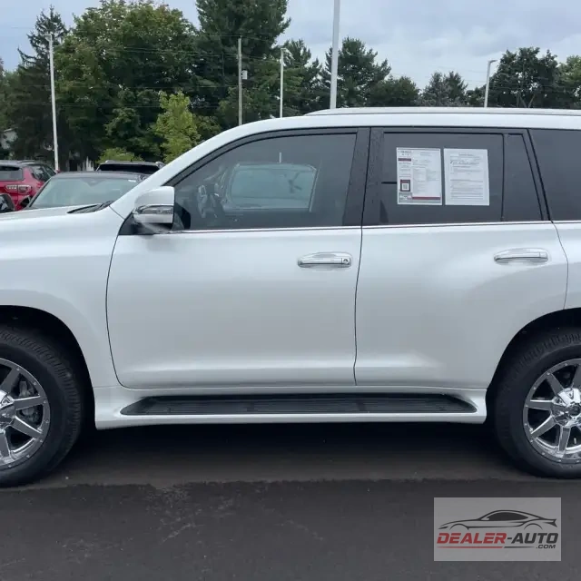 2023 Lexus GX 460 Base