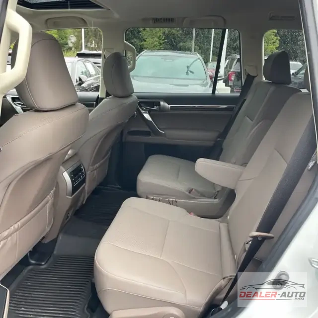 2023 Lexus GX 460 Base