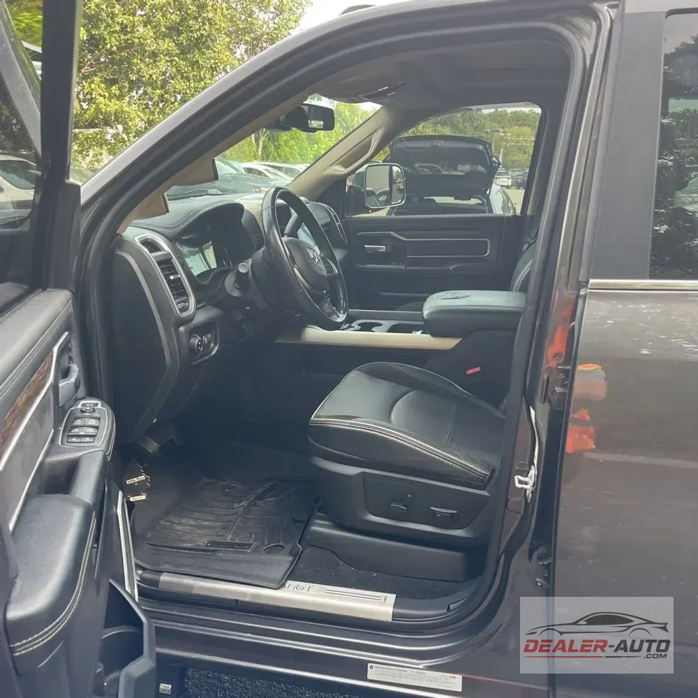 2020 Ram 3500 Laramie