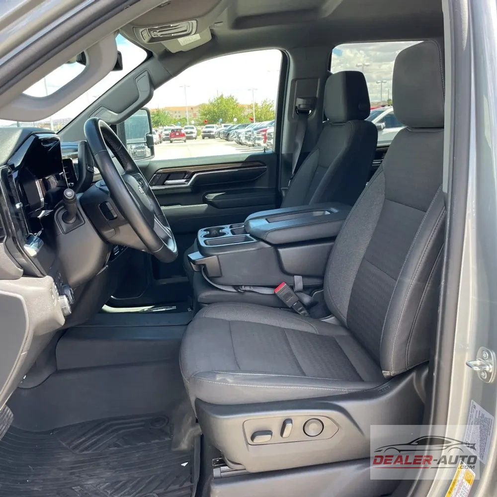 2024 Chevrolet Silverado 3500HD LT