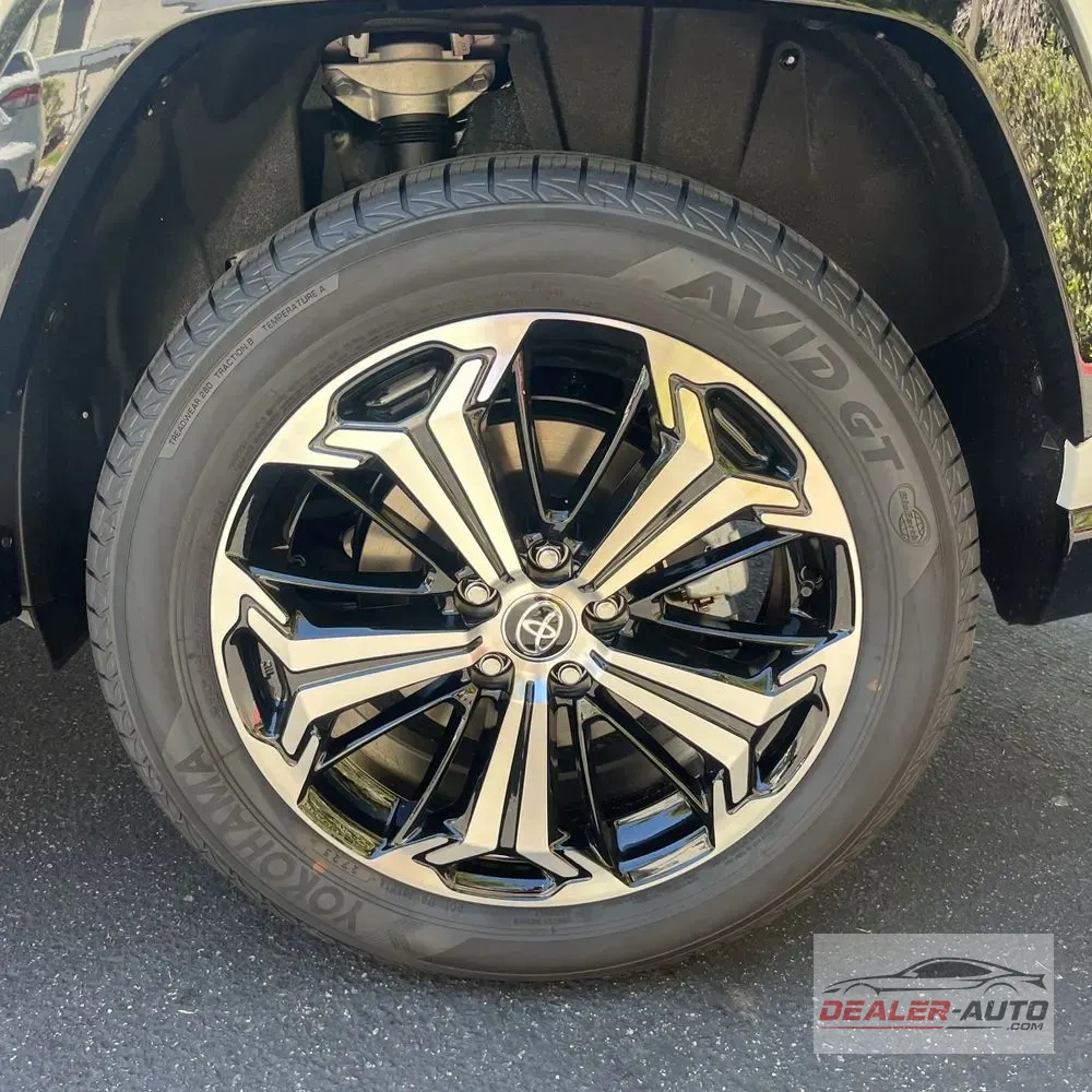 2025 Toyota RAV4 Plug-in Hybrid XSE