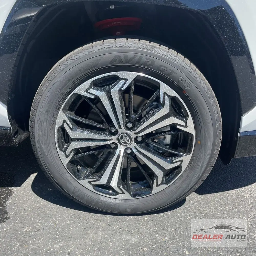 2025 Toyota RAV4 Plug-in Hybrid XSE