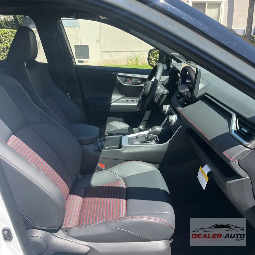 2025 Toyota RAV4 Plug-in Hybrid XSE