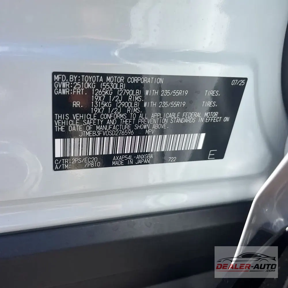 2025 Toyota RAV4 Plug-in Hybrid XSE