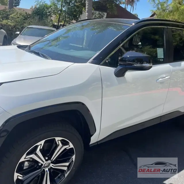2025 Toyota RAV4 Plug-in Hybrid XSE