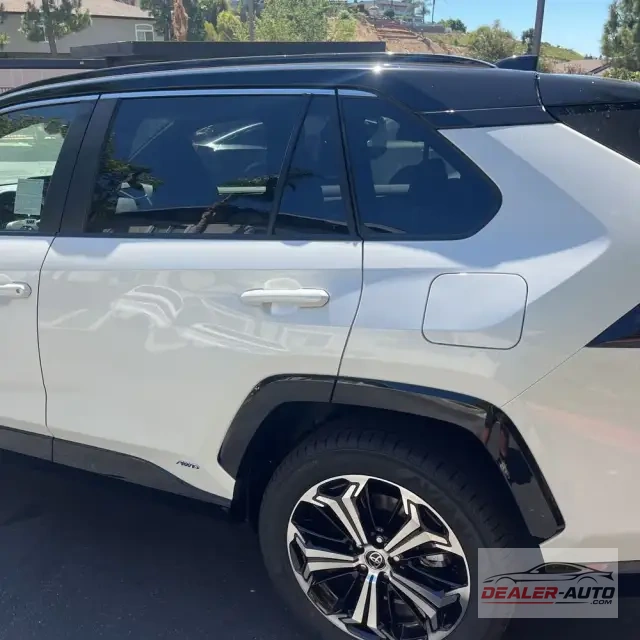 2025 Toyota RAV4 Plug-in Hybrid XSE