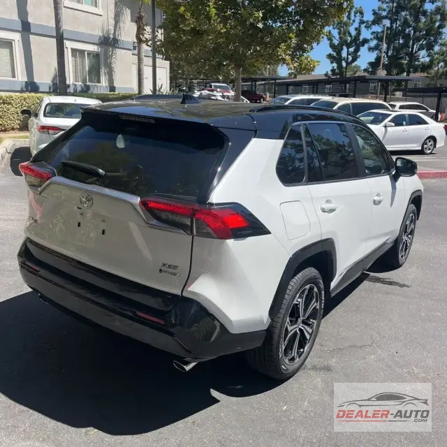 2025 Toyota RAV4 Plug-in Hybrid XSE