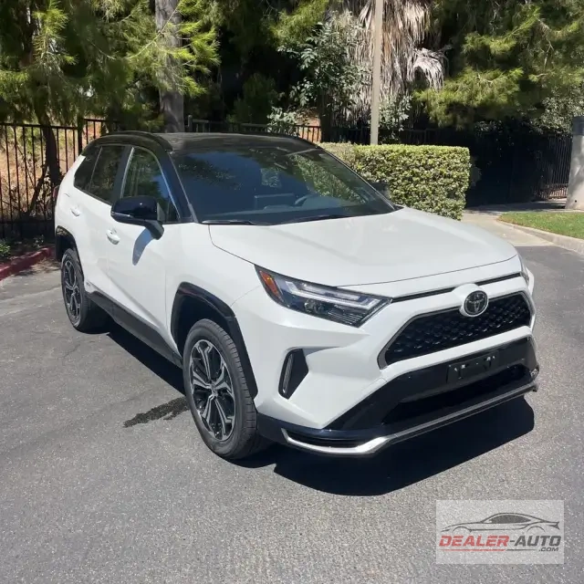 2025 Toyota RAV4 Plug-in Hybrid XSE
