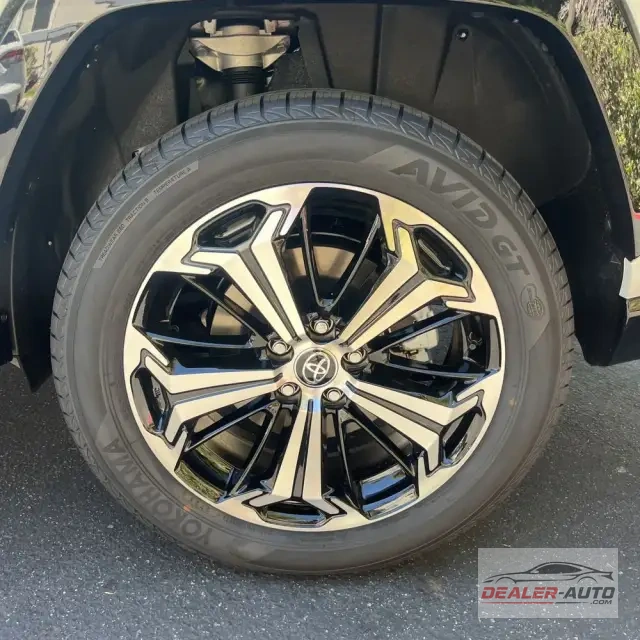 2025 Toyota RAV4 Plug-in Hybrid XSE