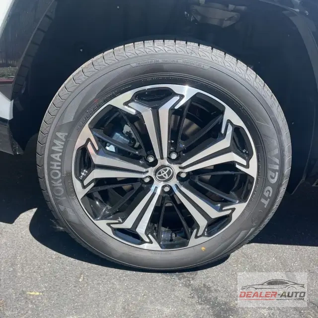 2025 Toyota RAV4 Plug-in Hybrid XSE