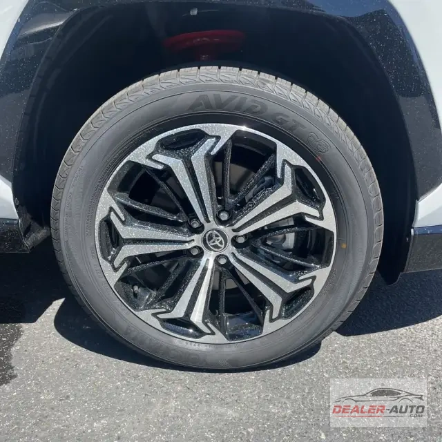 2025 Toyota RAV4 Plug-in Hybrid XSE