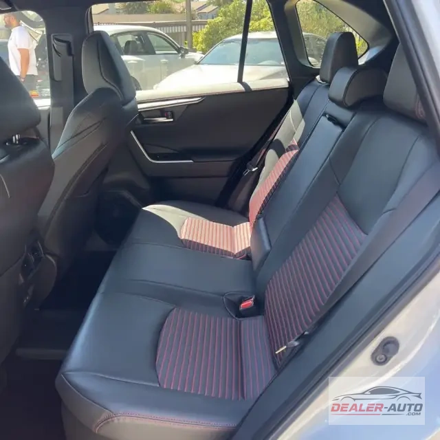 2025 Toyota RAV4 Plug-in Hybrid XSE