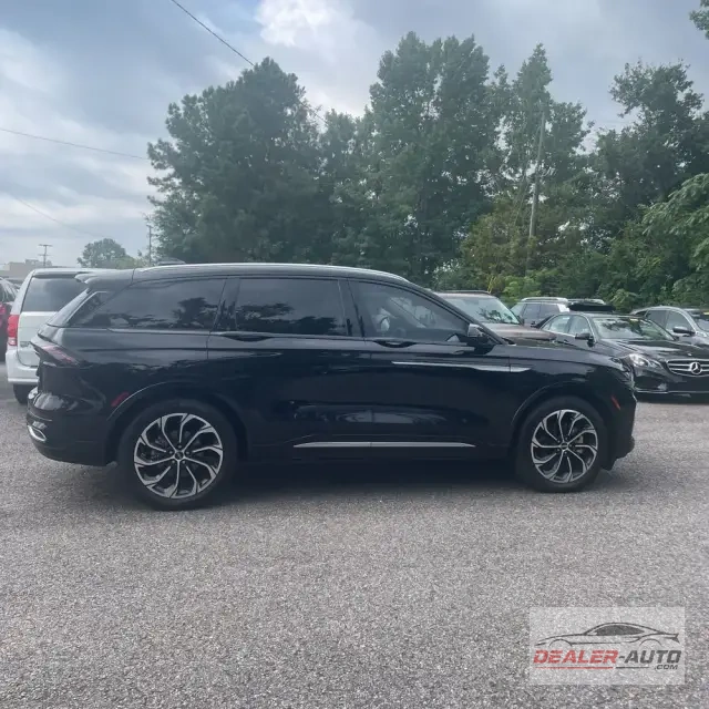 2024 Lincoln Nautilus Hybrid Reserve