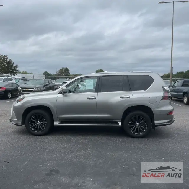 2023 Lexus GX 460 Base