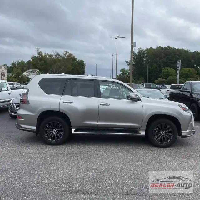 2023 Lexus GX 460 Base