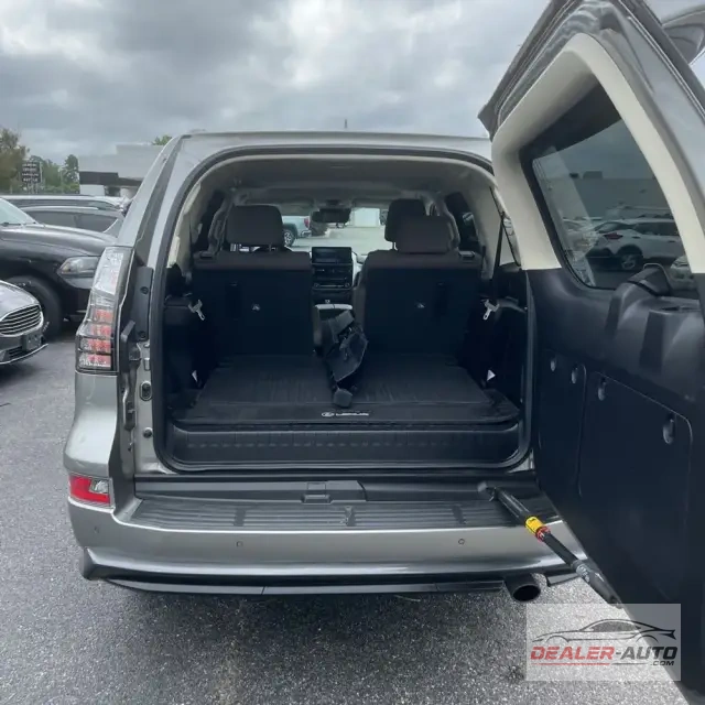 2023 Lexus GX 460 Base