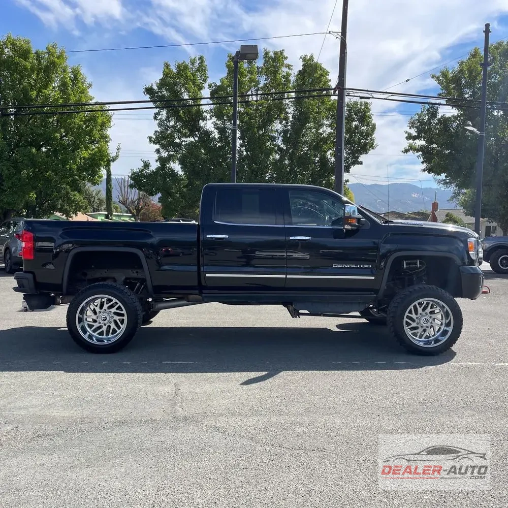 2017 GMC Sierra 2500HD Denali