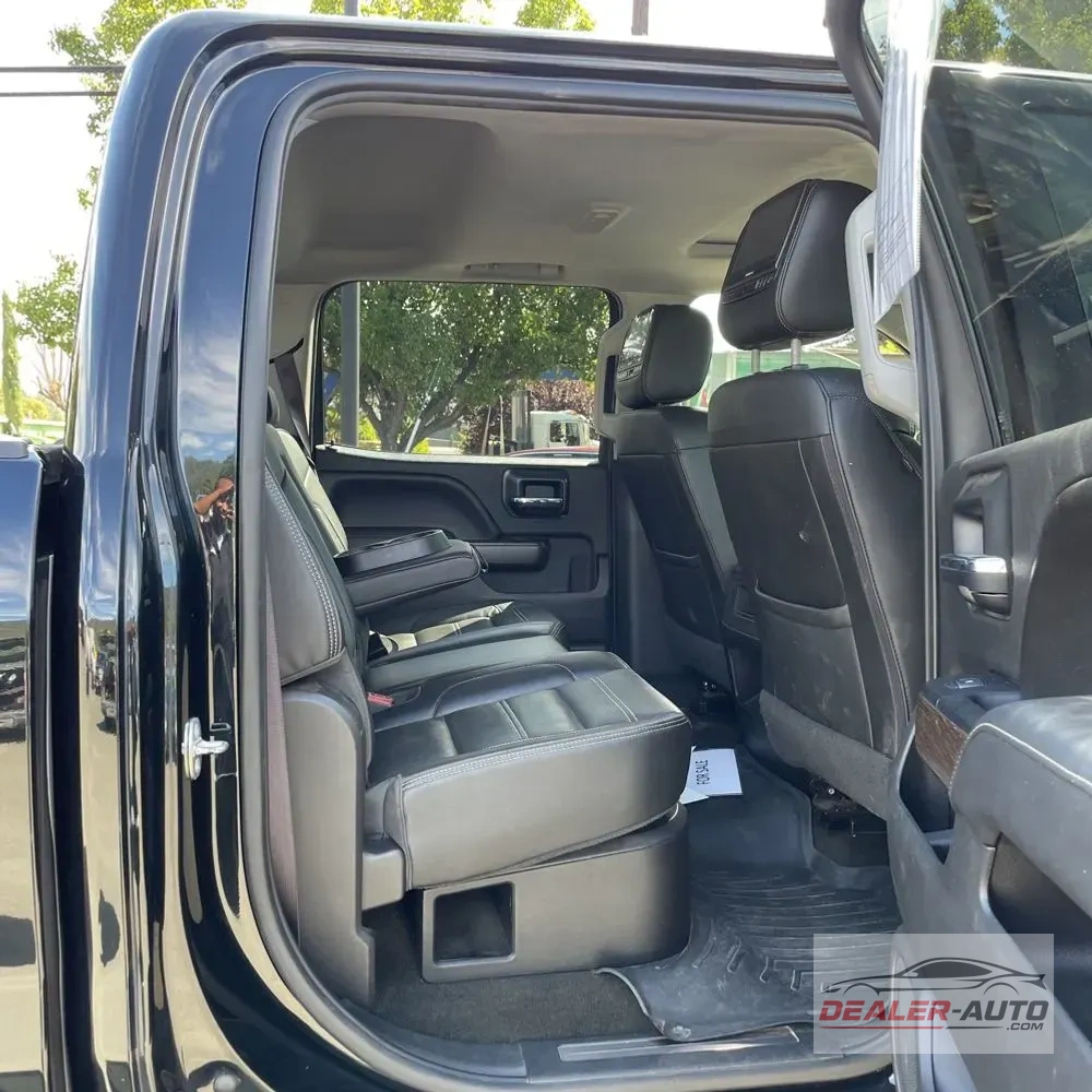 2017 GMC Sierra 2500HD Denali