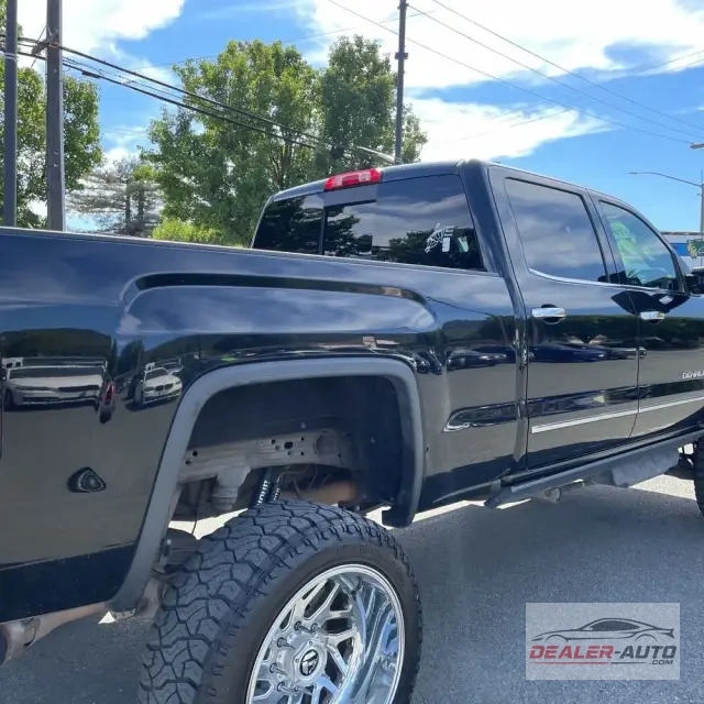 2017 GMC Sierra 2500HD Denali