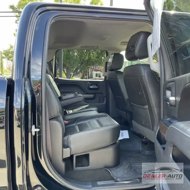 2017 GMC Sierra 2500HD Denali