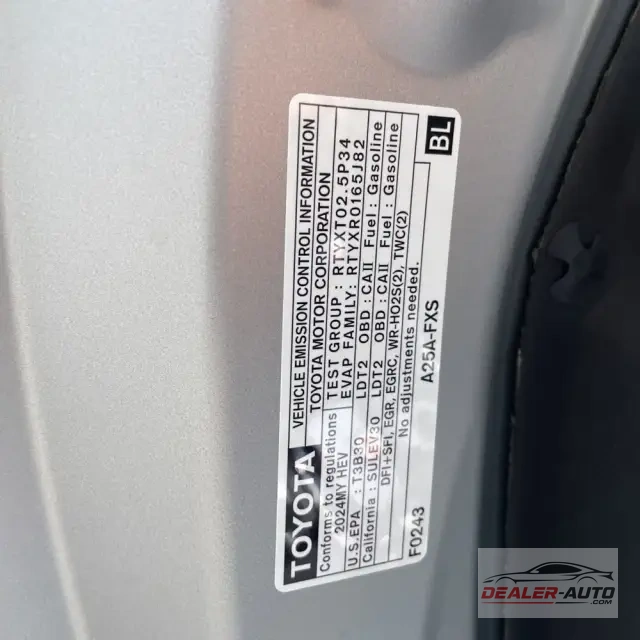 2024 Toyota Highlander Hybrid Platinum