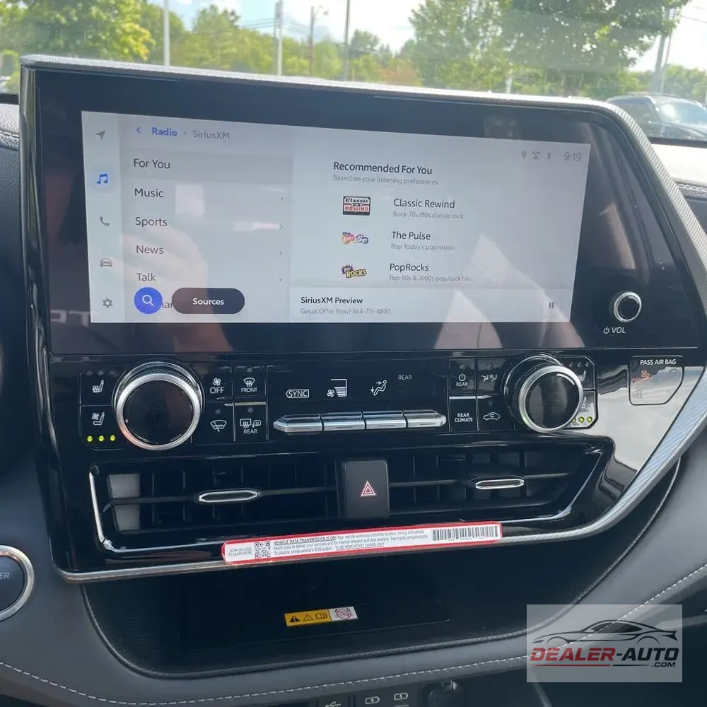 2024 Toyota Highlander Hybrid Platinum