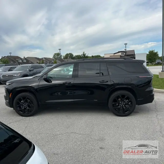 2024 Chevrolet Traverse RS
