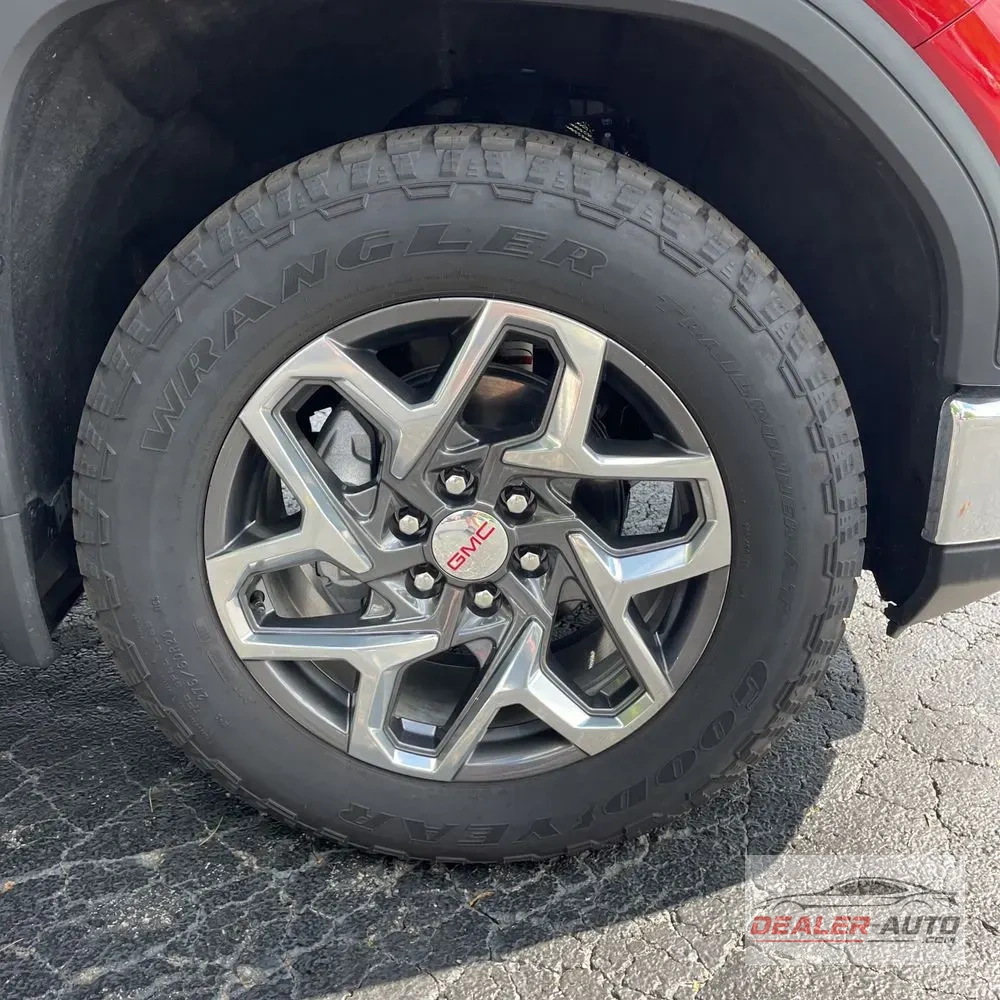 2024 GMC Sierra 1500 SLT