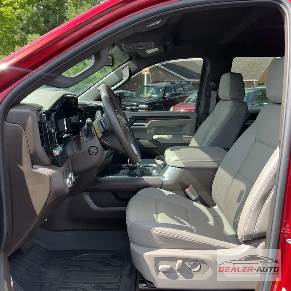 2024 GMC Sierra 1500 SLT
