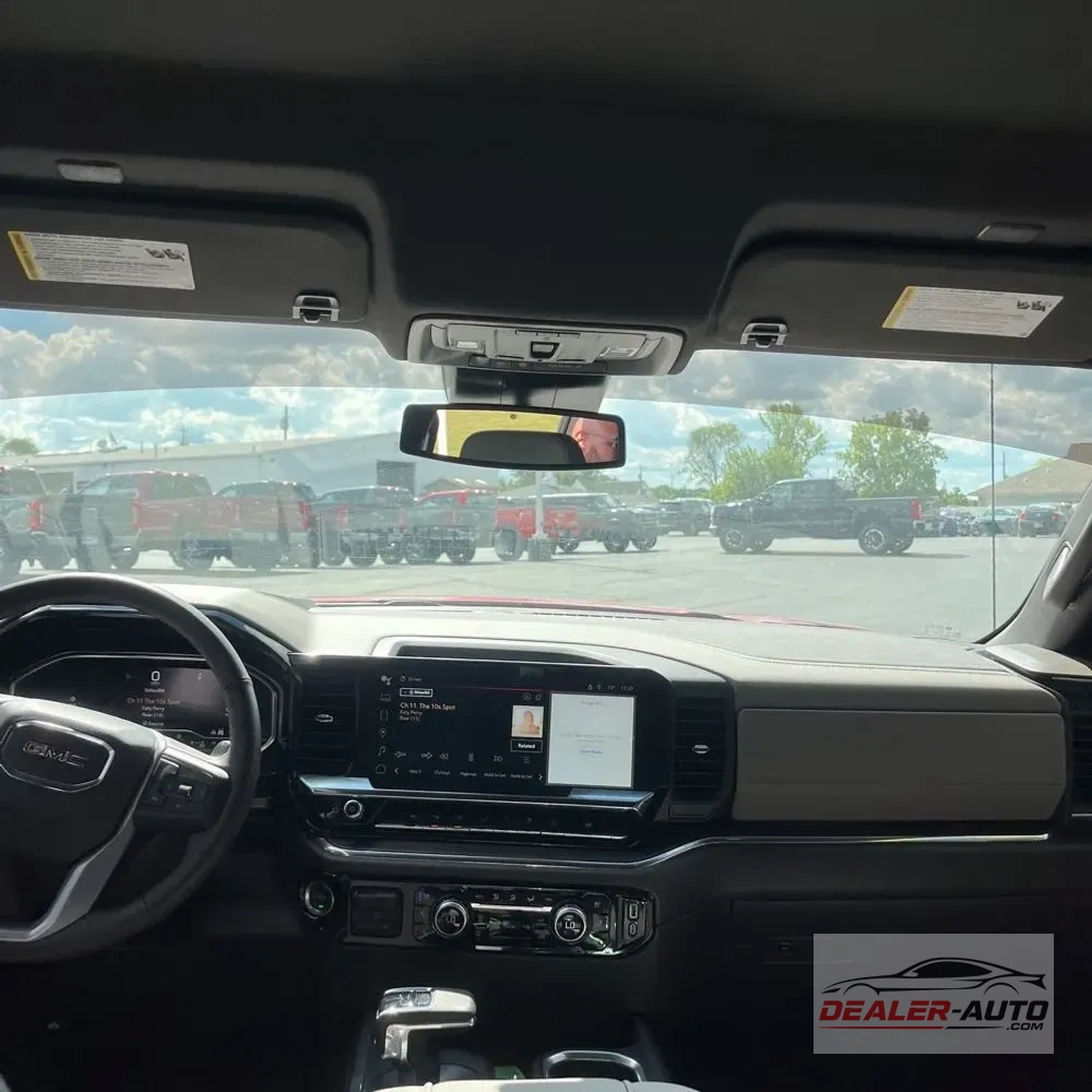 2024 GMC Sierra 1500 SLT