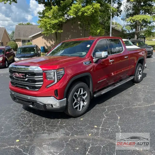 2024 GMC Sierra 1500 SLT