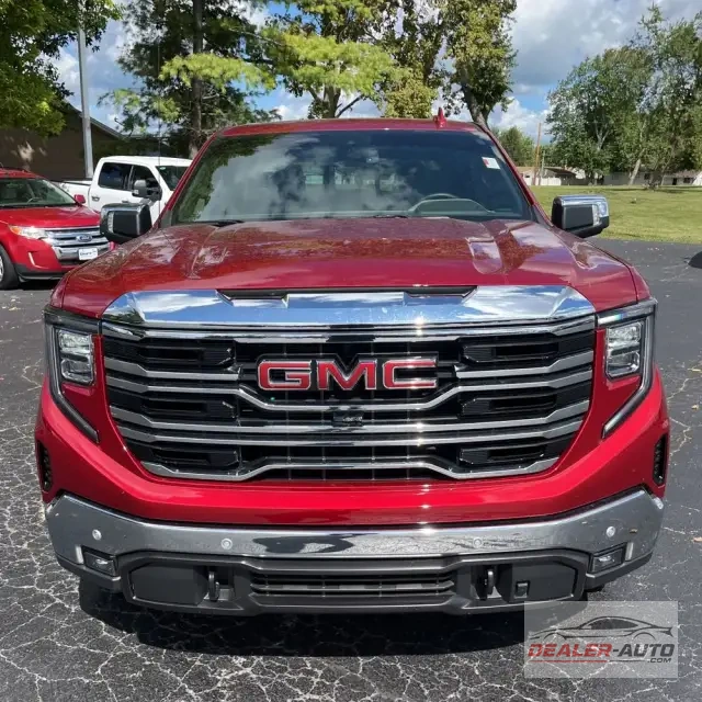 2024 GMC Sierra 1500 SLT