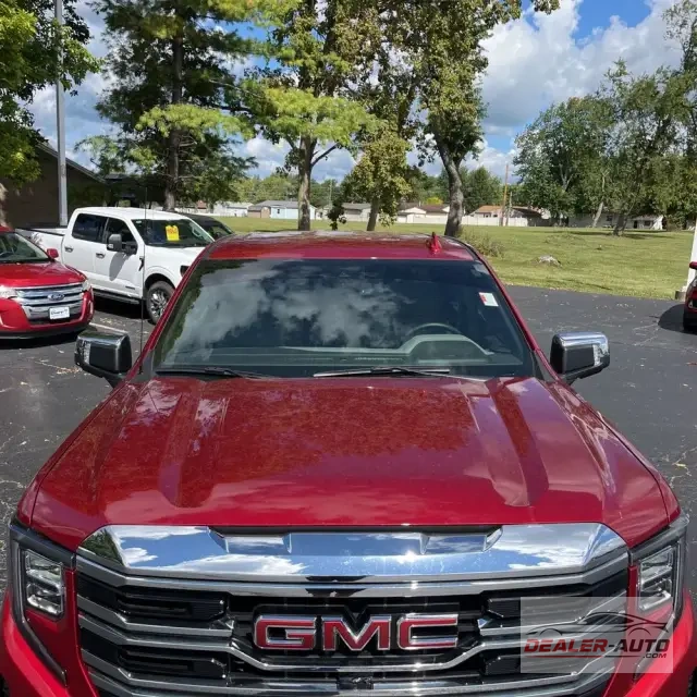 2024 GMC Sierra 1500 SLT