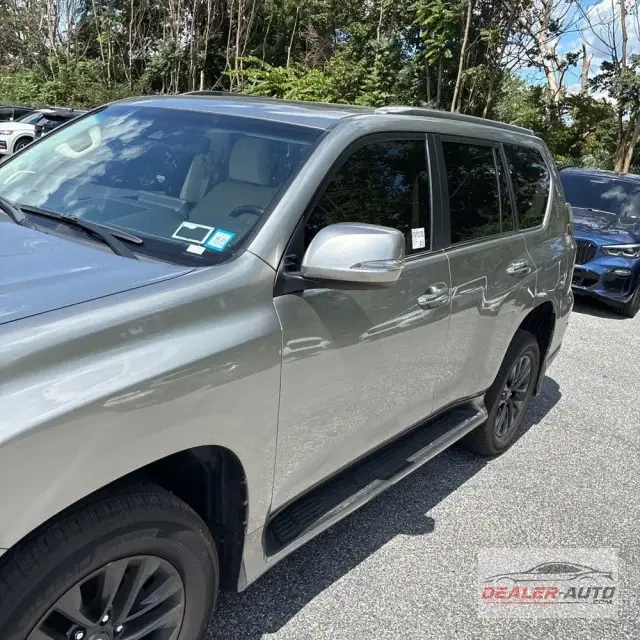 2023 Lexus GX 460 Base