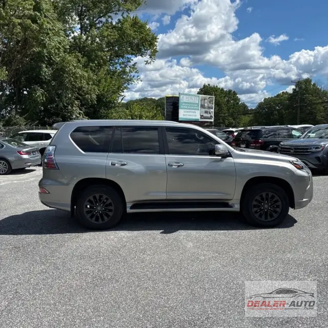 2023 Lexus GX 460 Base