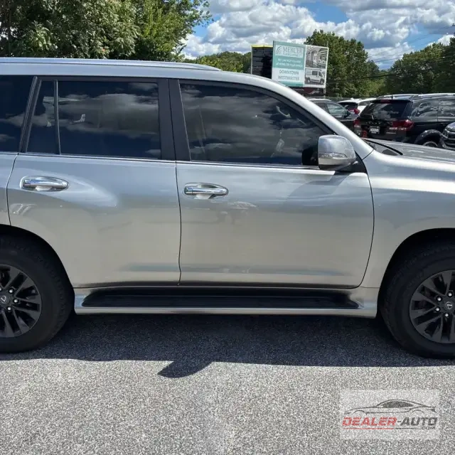 2023 Lexus GX 460 Base