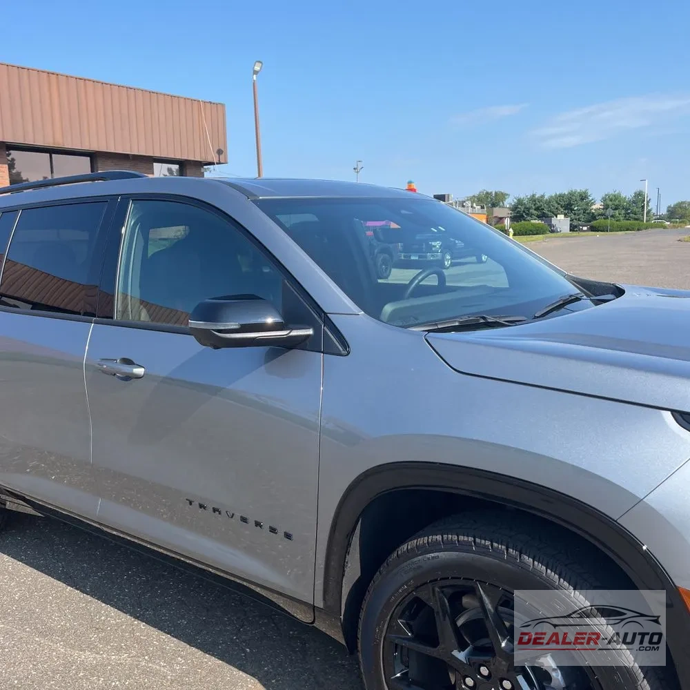 2025 Chevrolet Traverse RS