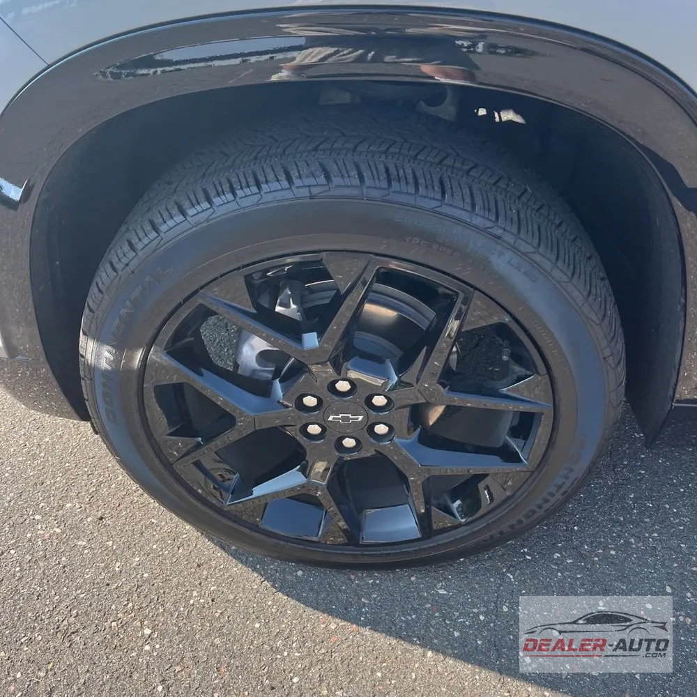 2025 Chevrolet Traverse RS