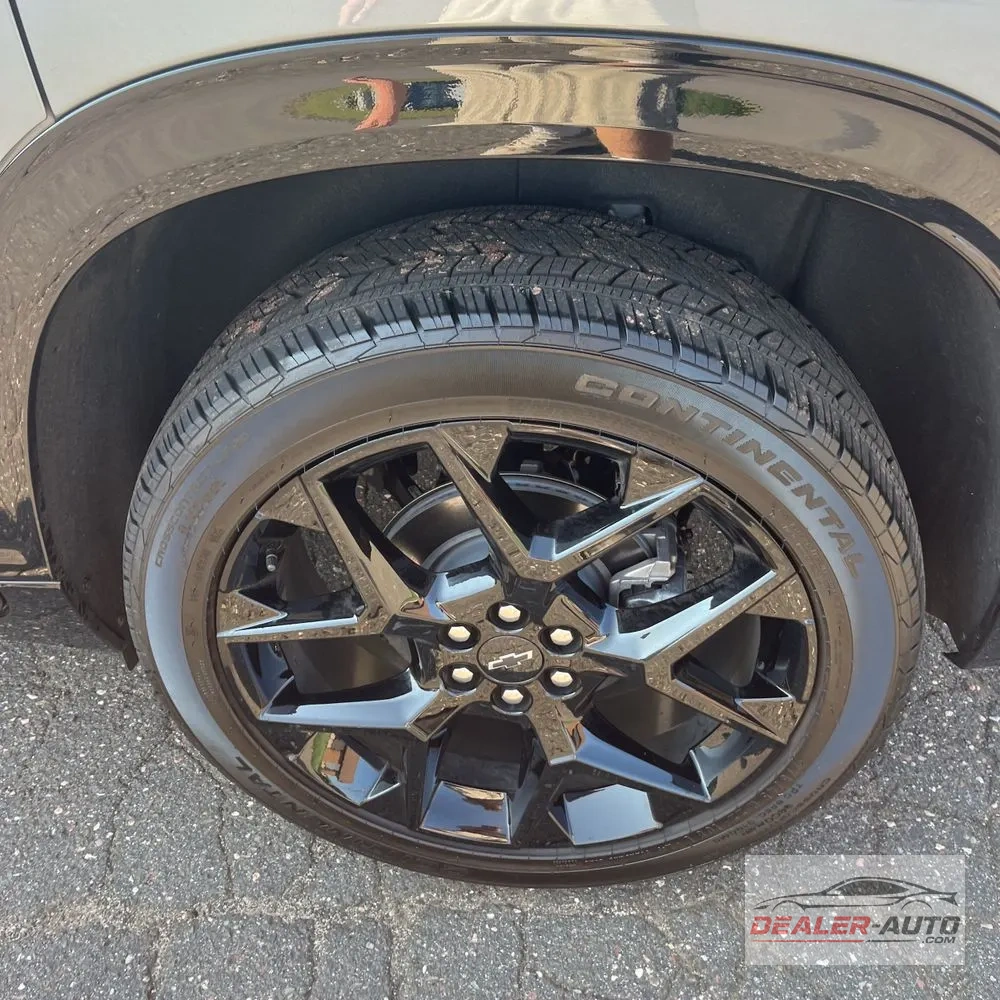 2025 Chevrolet Traverse RS